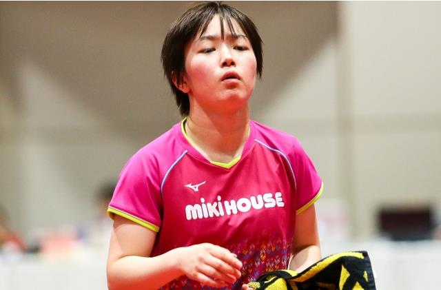 不再只是依 不再只是依