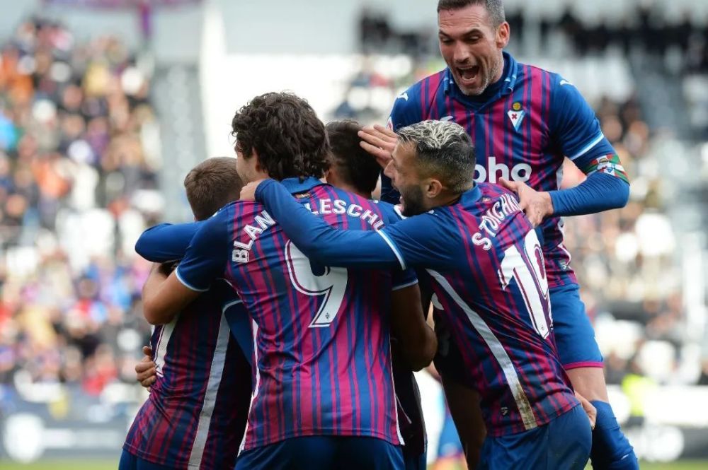 许多选手的 许多选手的